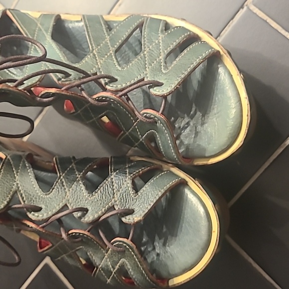 Bed Stu Shirin F399046 Womens Green Leather Zipper Platforms Sandals size 10 - Picture 8 of 9